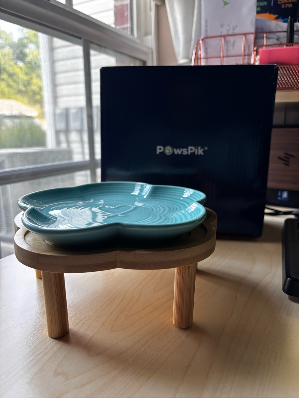 Turquoise Ceramic Clover Pet Bowl with Wooden Stand (NIB)